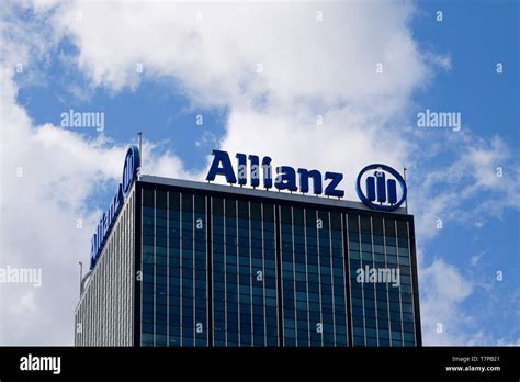 Allianz Logos Hi Res Stock Photography And Images Alamy
