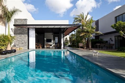 desain kolam renang rumah minimalis modern arsitektur