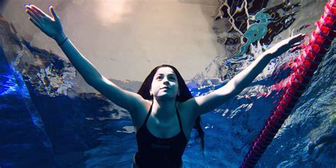 From Syrian Refugee To Olympic Swimmer The Incredible Story Of Yusra Mardini How One Syrian