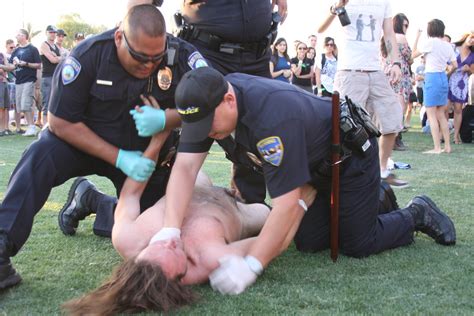 Naked Man Tasered Outside Of Chicago Music Festival After Putting Rear