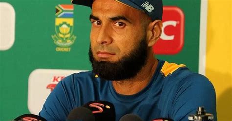 Pakistan born, south african cricketer, imran tahir, met his wife sumayya on an indian tour of south africa in 1999 and the pair. Imran Tahir Height, Weight, Age, Family, Affairs, Wife ...