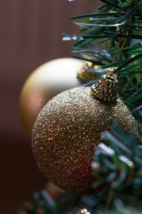 Sparkly Gold Christmas Baubles On Tree Stock Image Image Of Santa