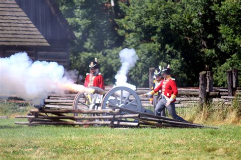 Cannons Thunder During Reenactment Of War Of 1812 Battle 14 Photos