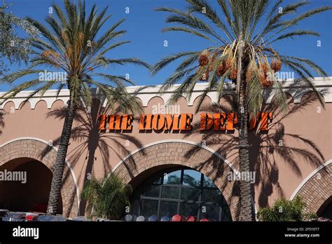 Home Depot Exterior Storefront Irvine California Usa Stock Photo Alamy