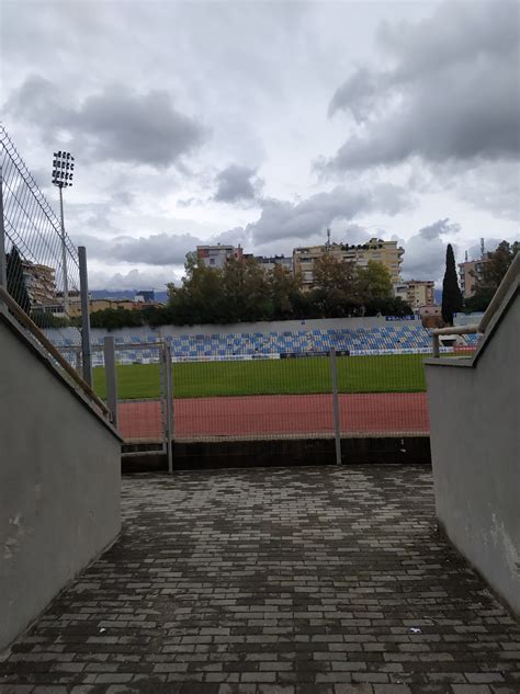 Pocztówka Z Albanii Stadion Kf Tirana