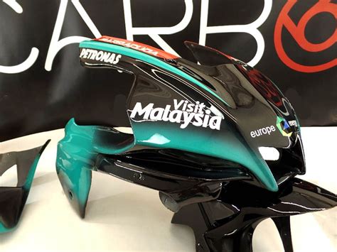 Yamaha puts the power in a. Complete Fairing Kit Racing petronas Painting Yamaha Yzf ...