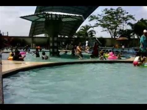 Liburan sekolah nonton pertunjukan atraksi lumba lumba. Kolam Renang Batang Sari Pamanukan - Kolam Renang Pondok Indah Wahana Air Yang Lengkap Dengan ...