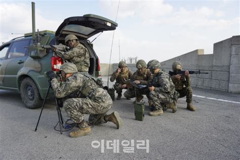한·미 해병대 서북도서 기습 강점 대응 항공 화력 유도훈련