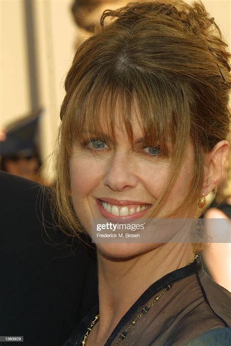 actress pam dawber attends the 2002 creative arts emmy awards at the news photo getty images