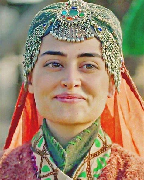Pin By Diriliş Ertuğrul Fanı On Halime Sultan Erhal Turkish Women Beautiful Turkish Beauty
