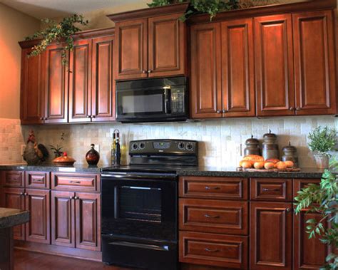 The range of kitchen cabinet design ideas can seem almost endless, but the truth is that kitchen cabinet styles generally fall into a few main categories, one of which is sure to suit your design tastes. Maple Kitchen Cabinets Home Design Ideas, Pictures ...