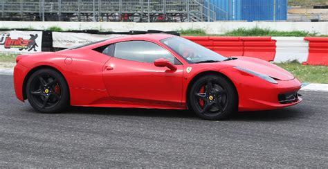 We did not find results for: Guidare una Ferrari - Circuito internazionale del Friuli - regali 24
