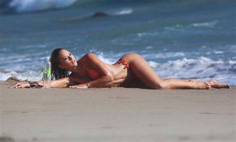 Ava Lange Does Water Bikini Photoshoot In Malibu Lacelebs Co