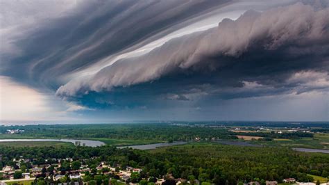 You Need To Know How To Spot These Severe Weather Clouds
