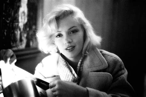 The Prints And The Showgirl Previously Unseen Pictures Of Marilyn