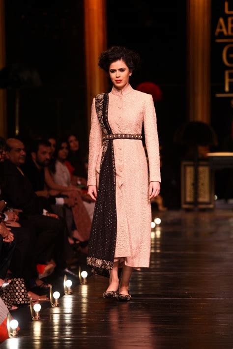 Lakmé Fashion Week Sabyasachi Mukherjees Lakme Fashion Week Winter Festive 2013 Lakme Fashion