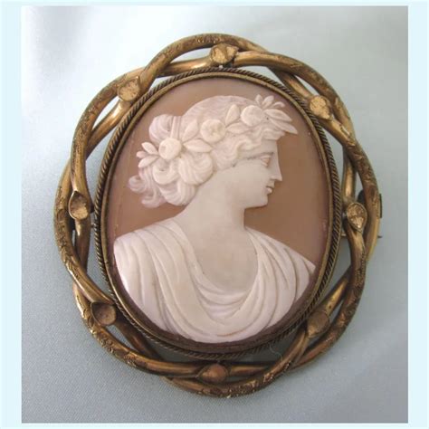 Antique Early Victorian Pinchbeck Huge Carved Shell Cameo Del Mar Ii
