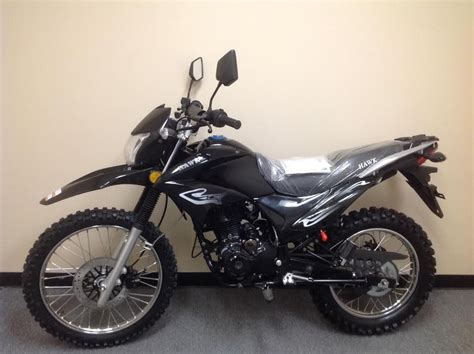 Now riding a 250cc dirt bike is really fun and requires a bit amount of practice before you ride a 250cc dirt bike. Buy Hawk 250cc Dirt Bike For Sale Street legal | 250cc ...