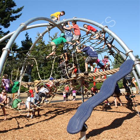 Outdoor Adventure Rope Climbing Rope Area Playground Equipment Design