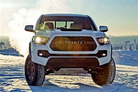 2017 Toyota Tacoma Trd Pro Is A Small But Extreme Off Road Pickup3