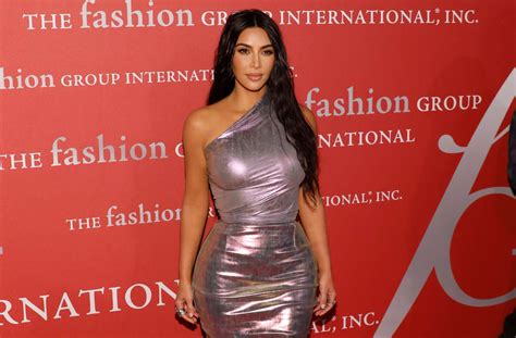 Kim Kardashian Says She S Gained 18 Pounds A Year After Controversial Weight Loss Aol