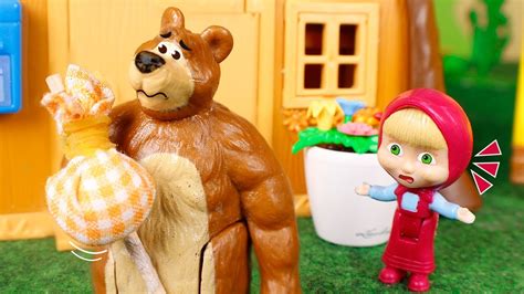 Masha And The Bear Toys 🐻 Bear Leaves Home 😮🏠🙋 Youtube