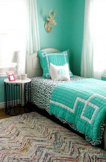 But much enough kind of green colors allow you to make some creativity. 63+ Super Ideas For Bedroom Green White Mint | Green ...