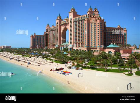 Atlantis Hotel Dubai United Arab Emirates Stock Photo Alamy