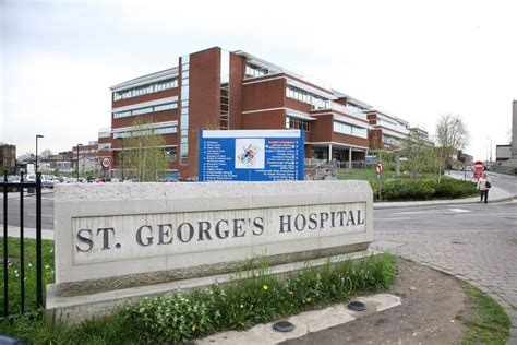 Woman Dies After Life Support Machine Battery Runs Out At St Georges