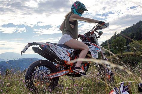 Motocross Babes — Another Badass Motochick The Beautiful