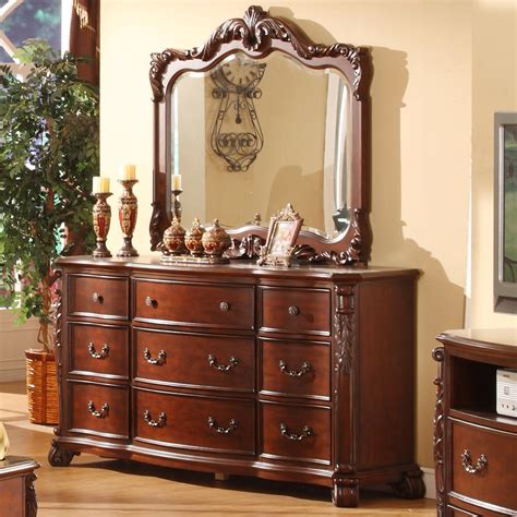 Most dressers with mirrors come with an average of eight drawers, and drawer sizes are usually a balanced mix of large and small. Lifestyle Frenchy Traditional 9 Drawer Dresser and Mirror ...