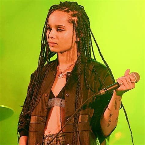 zoe kravitz performing with band lolawolf Африканские прически Актрисы Афрокосы