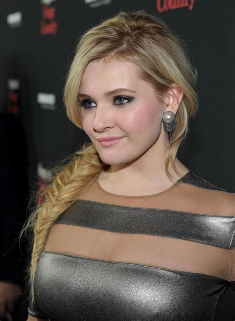 It's good if a abigail has a good friend to watch there back and be there for them. Abigail Breslin - AUGUST OSAGE COUNTY Movie Premiere in ...