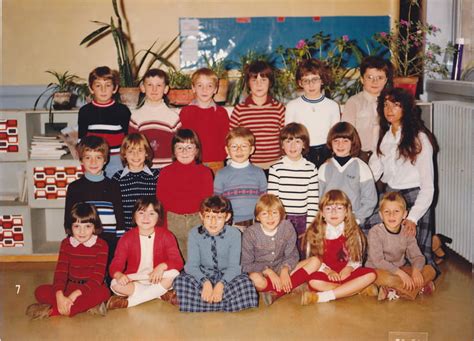 Photo De Classe Ce2 De 1980 Ecoles Primaires Copains Davant