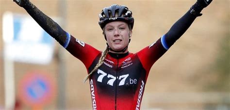 Annemarie is a girl's name meaning grace + drop of the sea, bitter, or beloved. Annemarie Worst klasse apart in de Druivencross | WielerFlits
