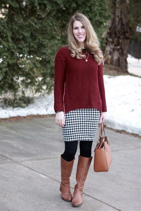 Houndstooth Skirt With Brown Boots Printed Skirts Outfits Brown