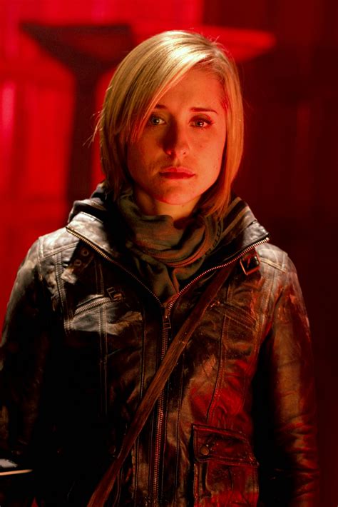 Chloe Sullivan Smallville Pandora Dc Database Fandom Powered By