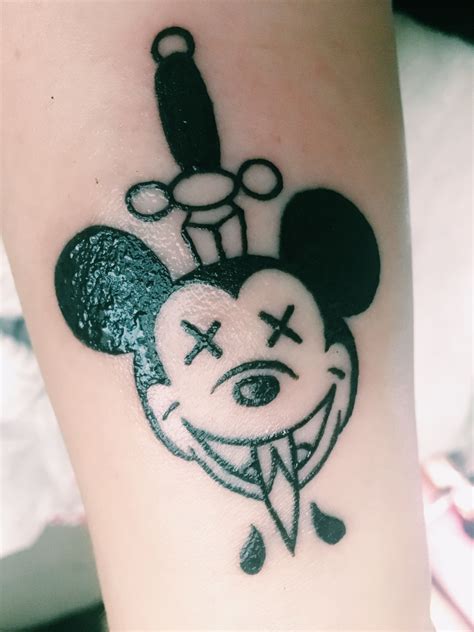 Mickey Mouse Tattoo Mickey Mouse Tattoo Mouse Tattoos Tattoos