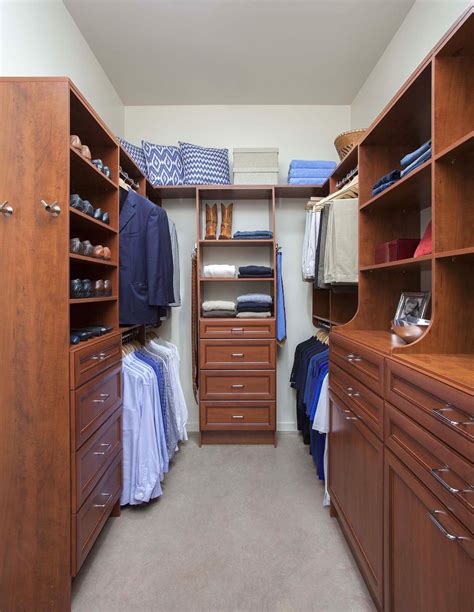 This collection was designed by top interior designers worldwide. Walk-In Closets - Organizers Direct