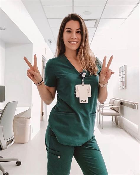 female doctor doctor outfit nursing fashion nurse fashion scrubs
