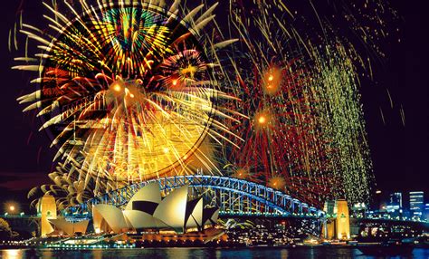 New Years Eve Celebrations Around The World The Golden Scope