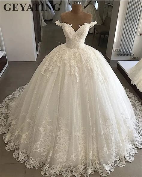 2019 bling tulle ball gown wedding dress plus size lace appliques dubai elegant off the shoulder