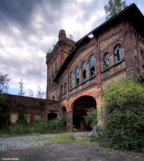 Abandoned Factory Germany © Jascha Hoste
