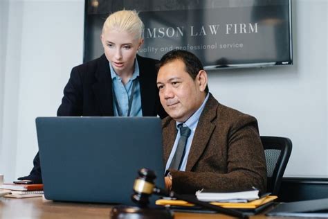The Different Types Of Lawyers In The Us Leadzbiz