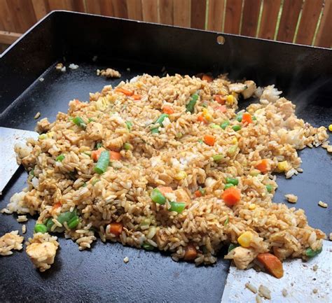 Chicken Fried Rice On The Blackstone Griddle Recipes Hibachi Recipes