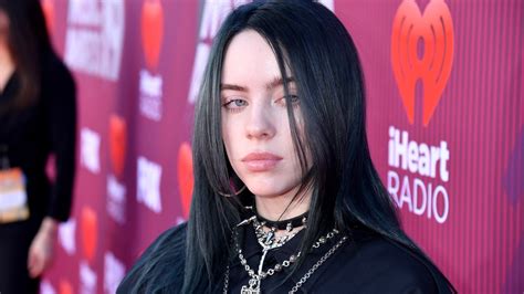 Billie Eilish Posted A Throwback Photo With Justin Bieber Posters To