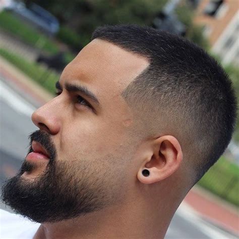 This will make the hair look thicker, whether it is short hair or long hair, should focus on the top of head. 21 Best Fade Haircuts | Beard fade, Faded beard styles ...