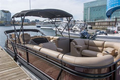 Godfrey Sanpan Luxury Pontoon Boat Includes Captain Goldstar Marina