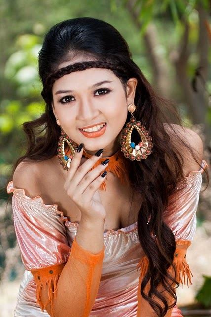 Semok Girl Myanmar Celebrity Hot Model San Yati Moe Myint