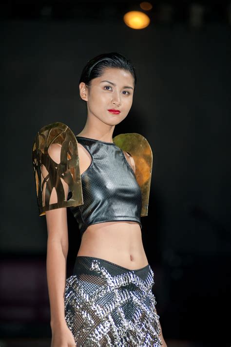 Cpfw2014 Independencia Filipino Pride Style Showcases The Work Of Top Philippine Designers